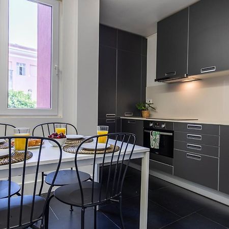 ליסבון 32 -Lovely 2 Bedroom Apt In Principe Real מראה חיצוני תמונה